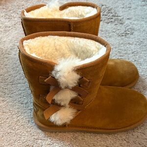 Koolaburra by UGG women’s boots NWOT